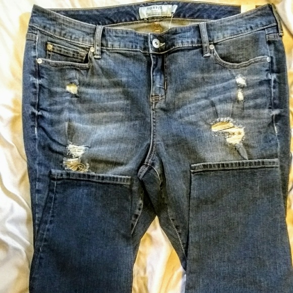 !NEW! NWT Torrid Distressed Skinny Jeans Size 18 - Picture 3 of 6